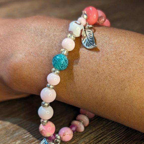 Semi precious Stone and glass bead bracelet - Picture 3 of 4